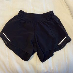 LULULEMON HOTTY HOT SHORTS